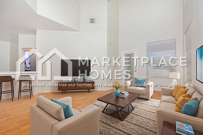 Photo - 10329 Nantucket Dr House