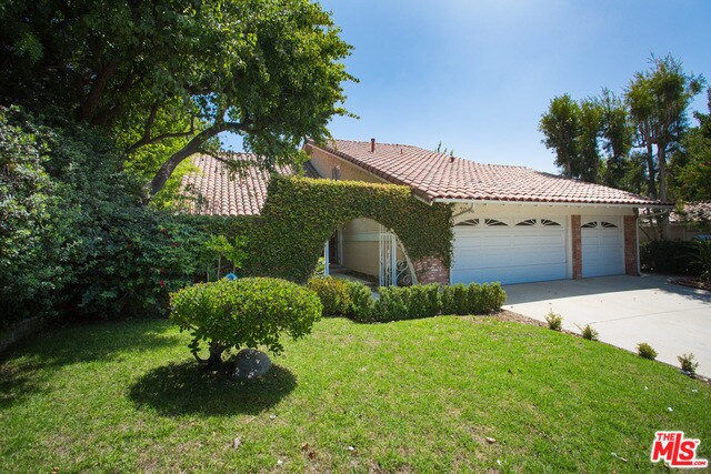 Building Photo - 3048 Nicada Dr