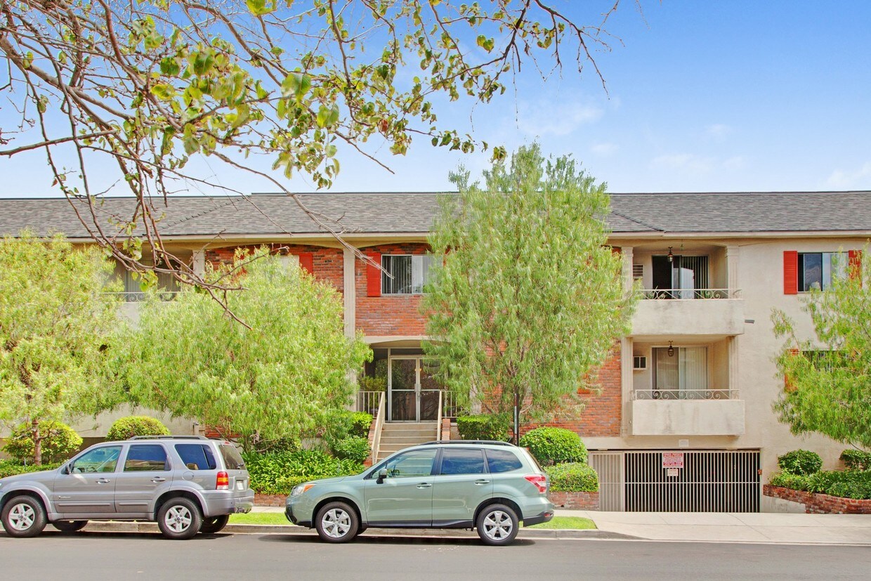 Foto principal - 1342 Wellesley Ave