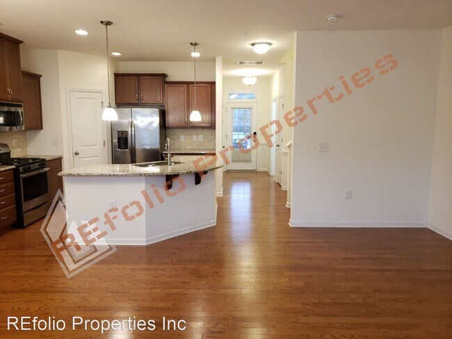 Foto del edificio - 3 br, 2.5 bath House - 604 Briarcliff Street
