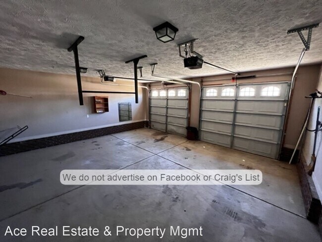 Building Photo - 3 br, 2 bath House - 249 Beckman Place