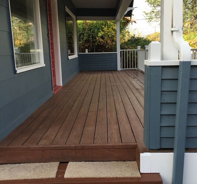 Building Photo - 4803 SE 79th Ave