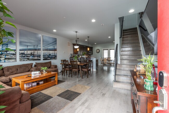 Foto del edificio - 2632 Ritter St