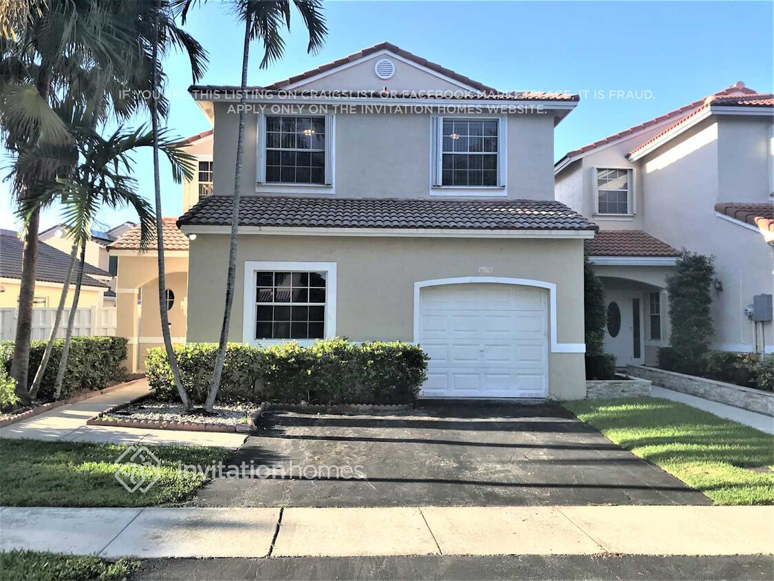 Foto principal - 17865 SW 10th Ct