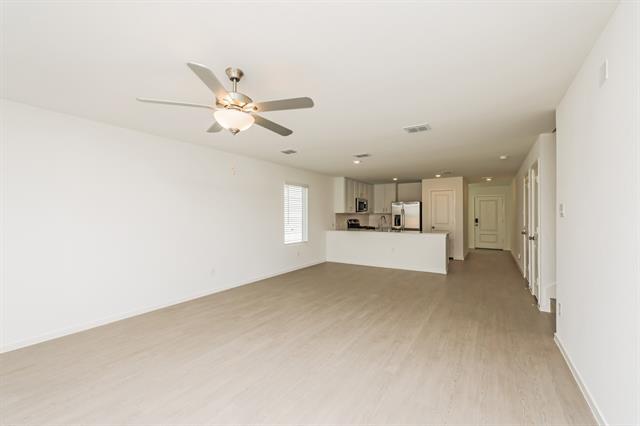 Foto del edificio - 2705 Mistwood Dr