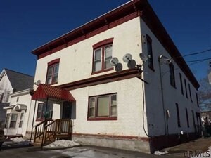 Primary Photo - 1246 Main St