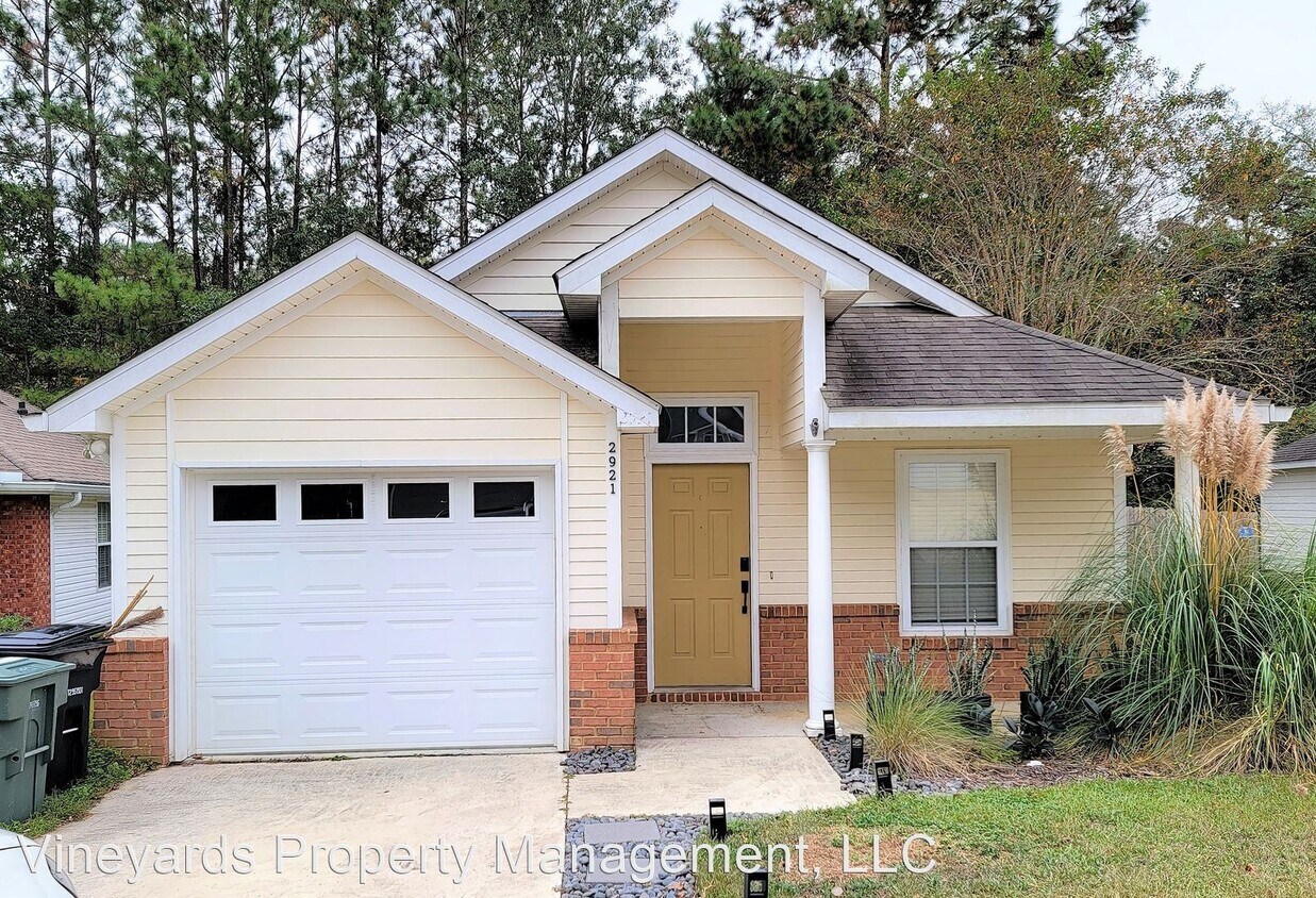 Primary Photo - 3 br, 2 bath House - 2921 Alexis Lane