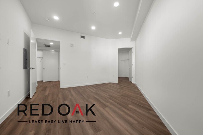 Foto del edificio - Beautiful One Bedroom Penthouse with Tons ...