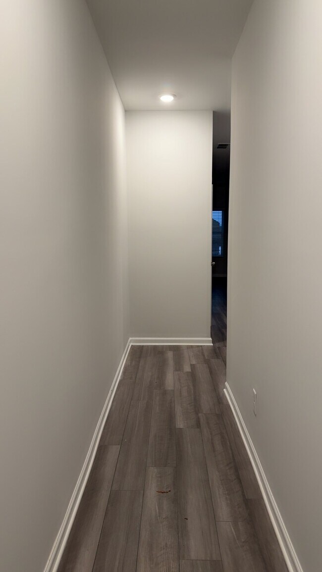 Building Photo - 124 Brexley Dr