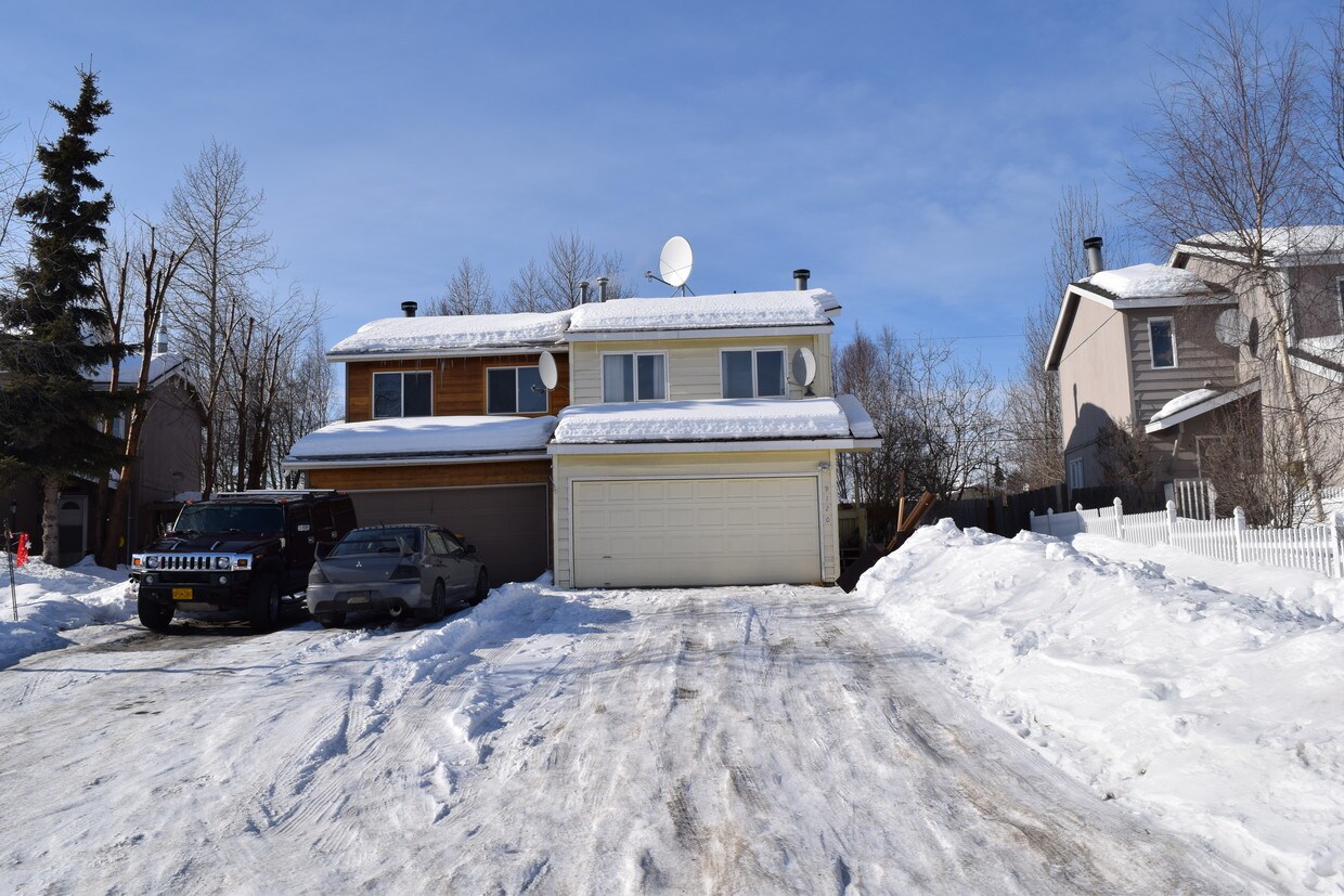 Primary Photo - 9120 Ticia Cir