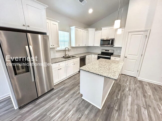 Building Photo - 821 Key St