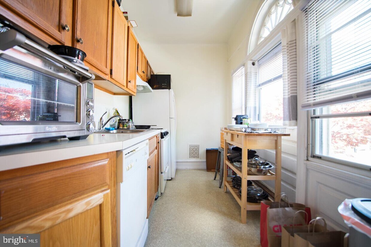 Foto principal - 3512 Lancaster Ave