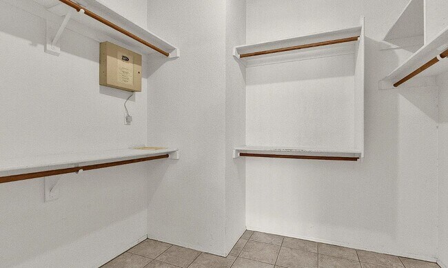 Foto del edificio - 3110 W Baylor Ln