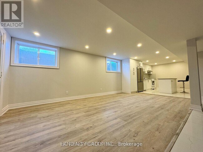 Photo du bâtiment - 2 Barker Ct