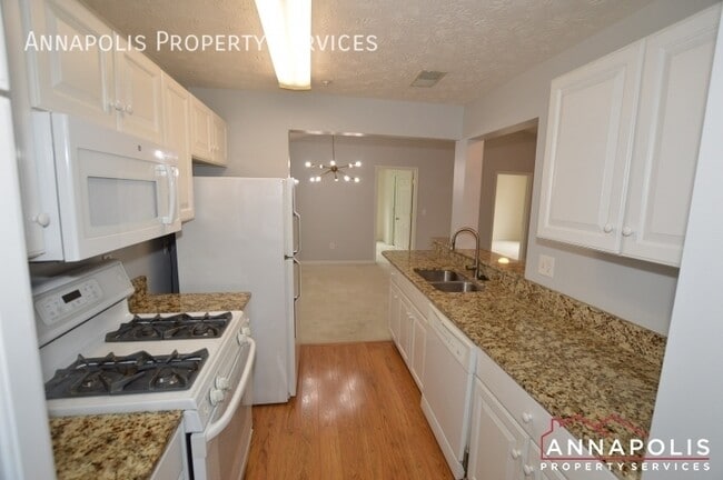 Foto del edificio - 653 burtons cove way #12
