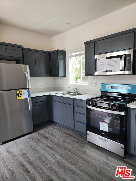 Foto del edificio - 17650 Grand Ave