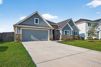 Building Photo - 31410 Hexan Hts Ln