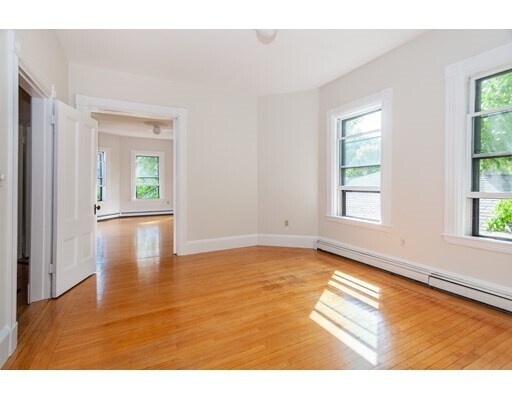 Building Photo - 29 Bigelow St
