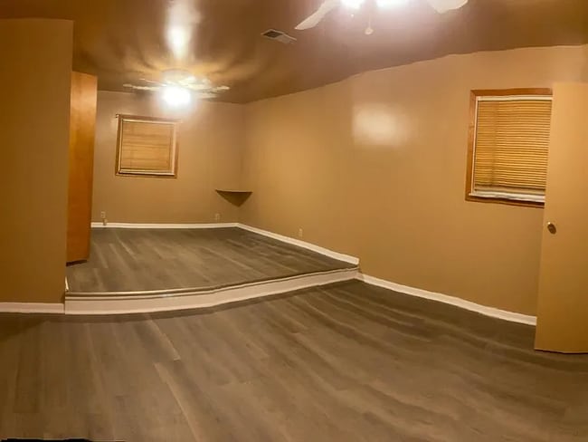 Foto del edificio - 1302 E Downey Ave