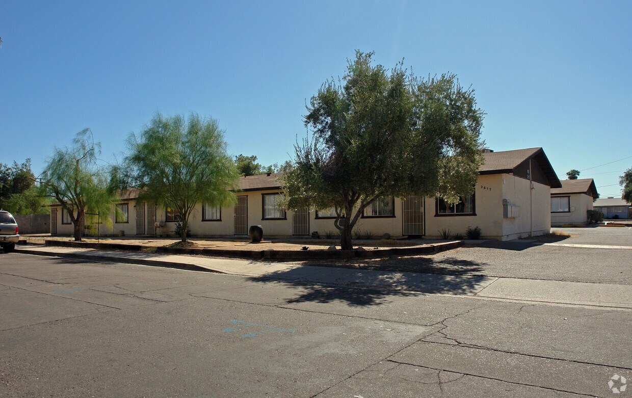 Foto principal - Wallace Avenue Apartments