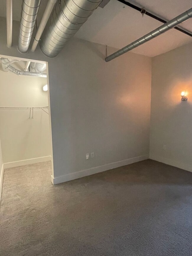 Interior Photo - Experience Historic Charm with Modern Luxu...