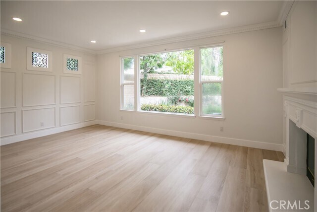 Foto del edificio - 24881 Hamlet Way