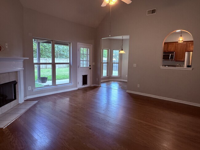 Building Photo - 3291 Chapel Hills Pkwy
