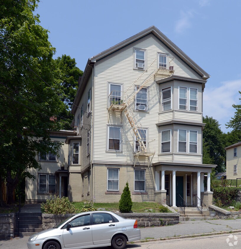 120 Doyle Ave, Providence, RI 02906 Apartments in Providence, RI