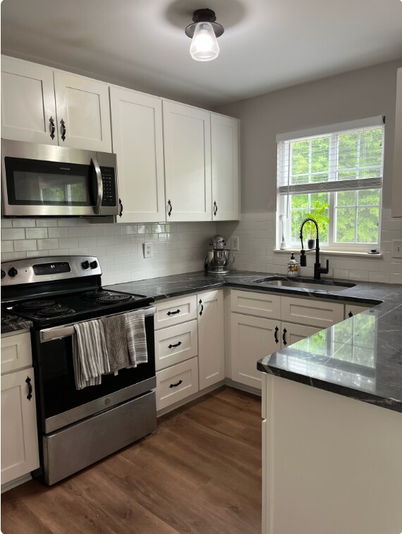 Building Photo - 2140 Mariner Cir
