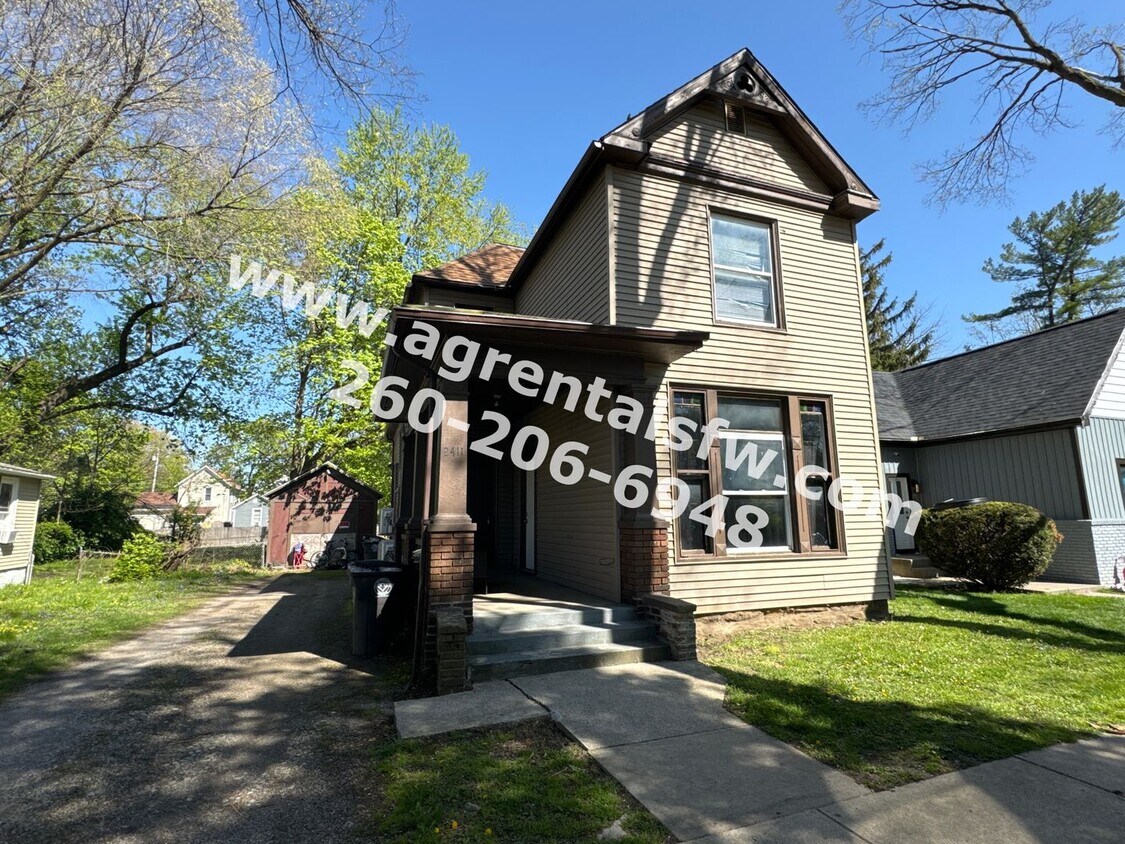 Primary Photo - 2411 Fox Ave