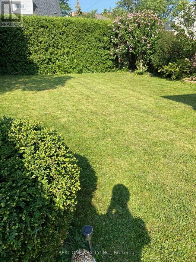 Photo du bâtiment - 22 Princeway Dr