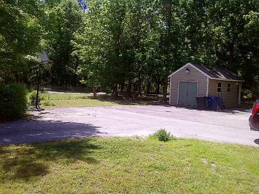 Building Photo - 1577 Catherines Lake Rd