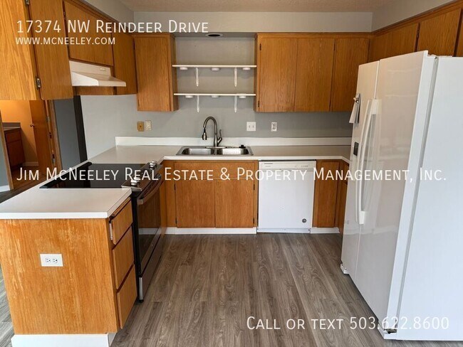 Building Photo - 17374 NW Reindeer Dr
