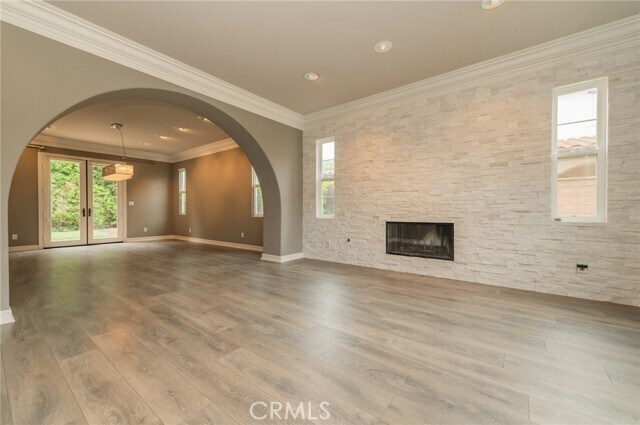 Building Photo - 108 Ambiance