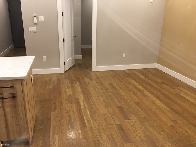 Foto del edificio - 692 St Marks Ave