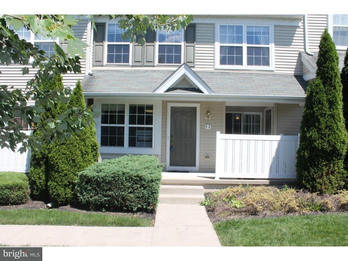Primary Photo - 52 Granite Ln