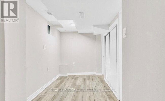 Building Photo - 56 Tahir St