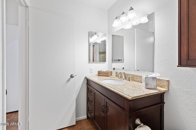 Foto del edificio - 11333 N 92nd St