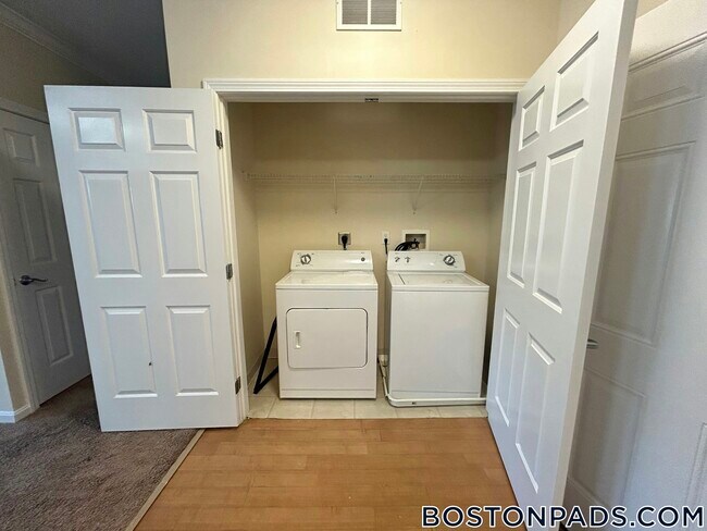 Foto del edificio - 311 Lowell St