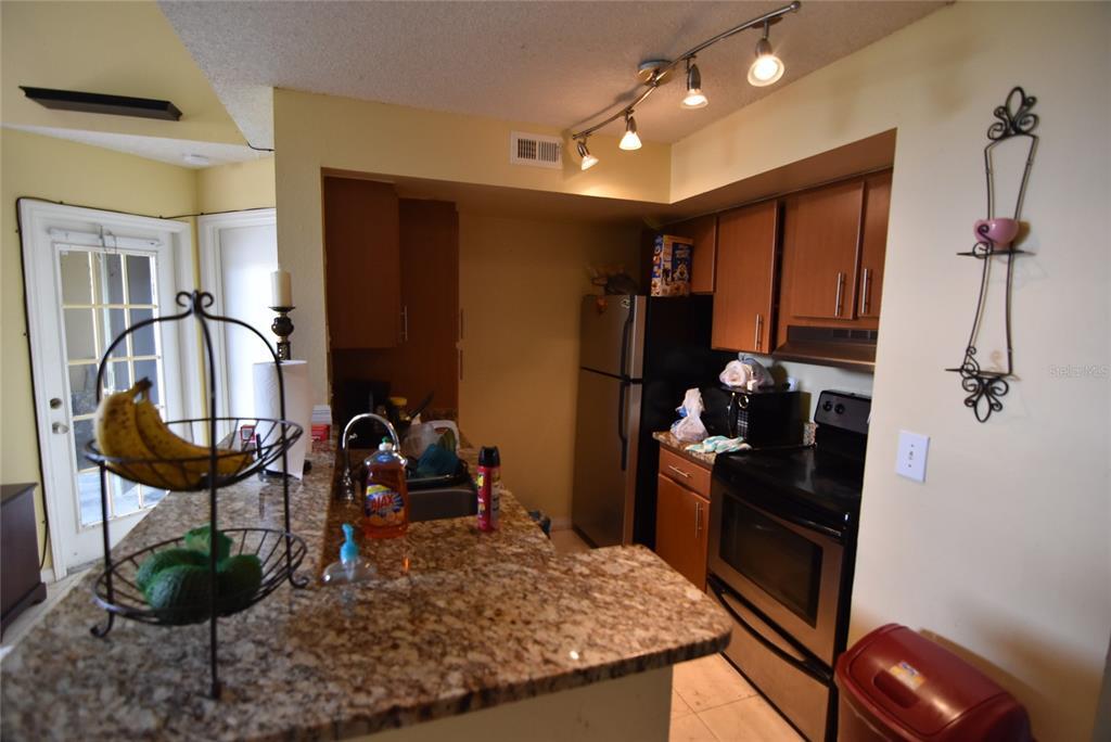 Building Photo - 409 Fountainhead Cir