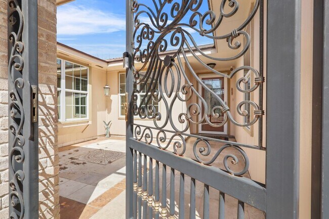 Foto del edificio - 13622 Wimbledon Oaks Dr