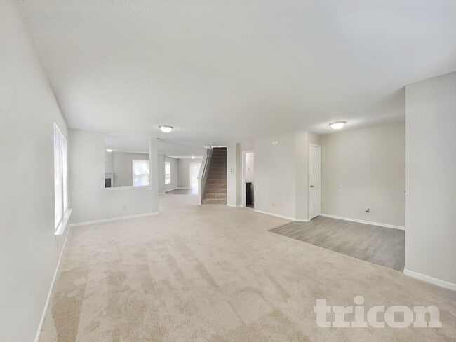 Foto del edificio - 9899 Olympic Cir