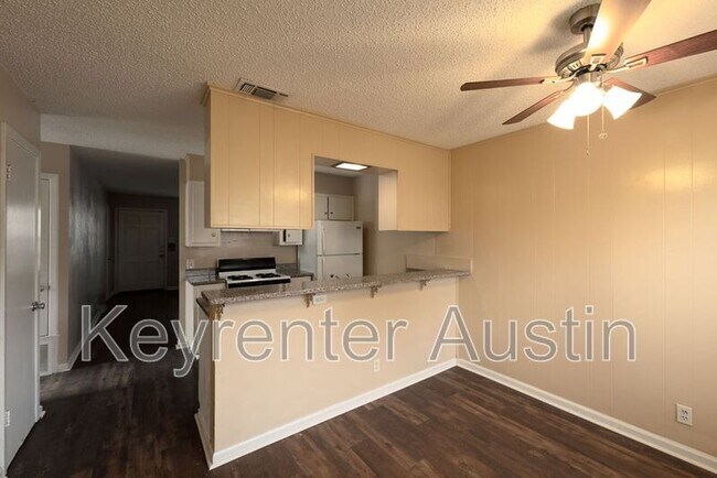 Building Photo - 6513 Woodrow Ave