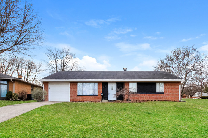 Primary Photo - Charming Home in Middletown, OH