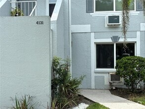 Building Photo - 4131 Dolphin Dr