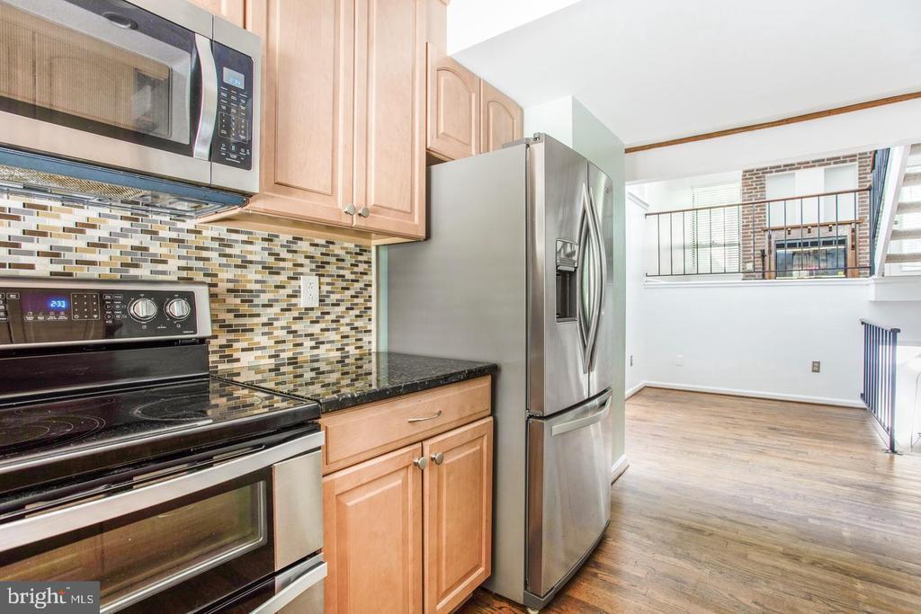 Foto principal - 104 W Montgomery St