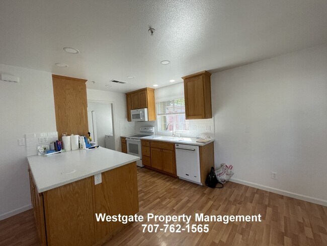 Foto del edificio - 412 Mountain View Ave