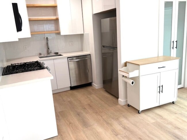 Building Photo - 1 BR PATIO HOME (ADU) IN LAKEWOOD