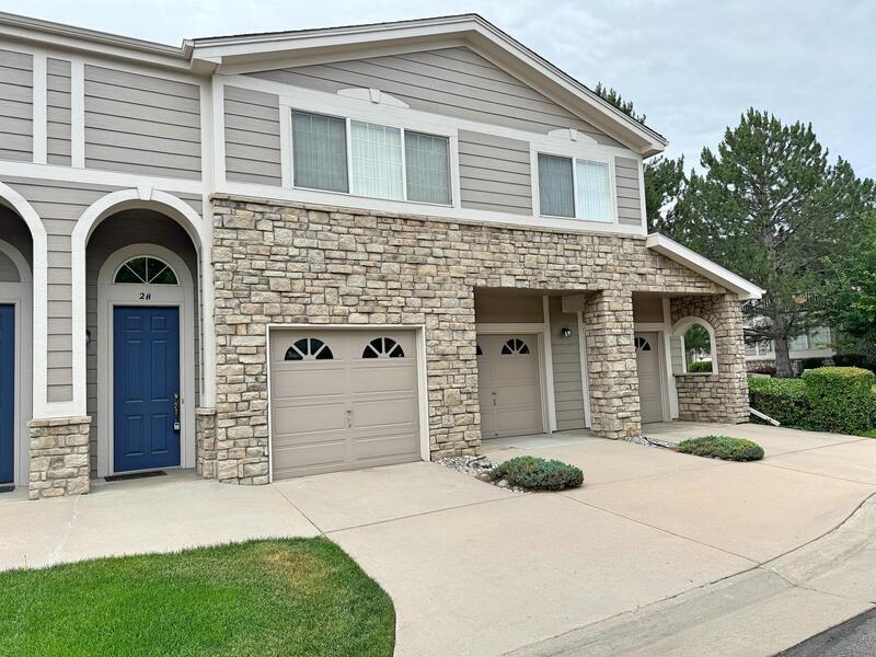 Foto principal - 4271 S Blackhawk Cir