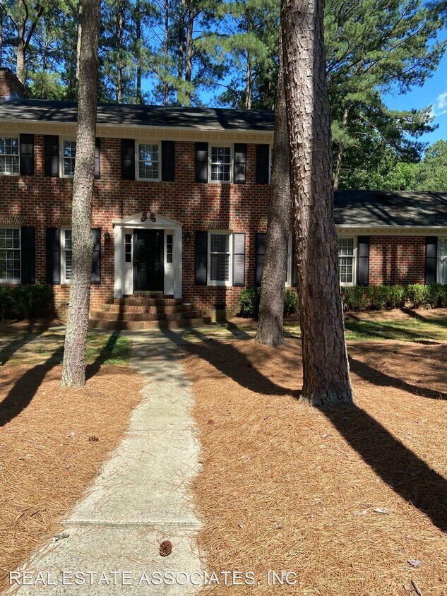 Primary Photo - 3 br, 2.5 bath House - 1002 Kimball Drive